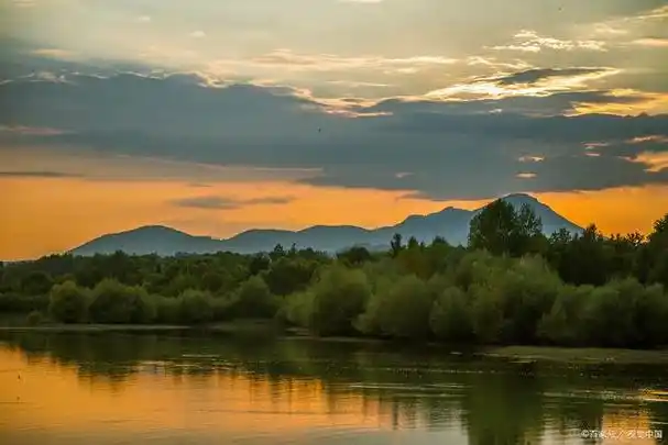 月亮湖风景区在哪里
