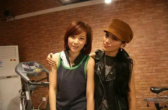 江映蓉将助阵快女帮帮唱 牵手李斯丹妮舞动激情