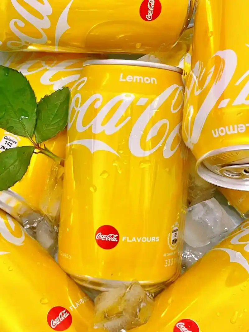 黄罐碳酸饮料.#抖音图文来了 黄色罐装是香港版,这个罐子的外 - 抖音