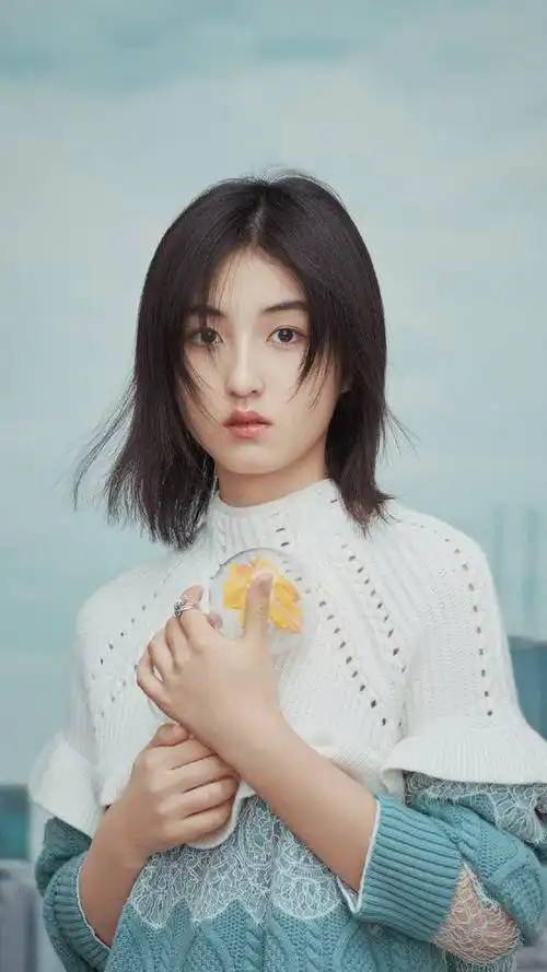 张子枫唯美时尚写真手机壁纸图片