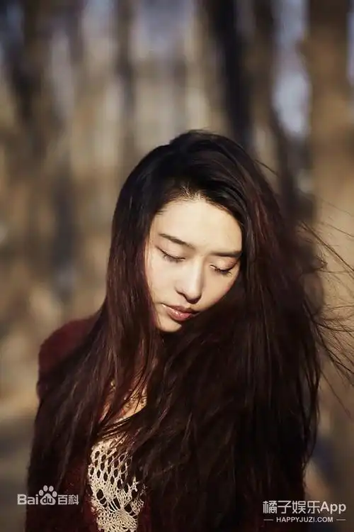 还记得2011快女王艺洁吗她现在真的好有气质啊