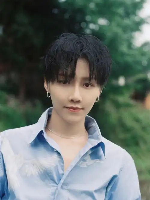 刘雨昕回归家乡向生活说你好