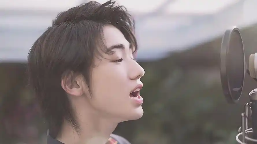 宋亚轩 一个人的阿卡贝拉 晴天"从前从前… - 堆糖,美图壁纸兴趣社区