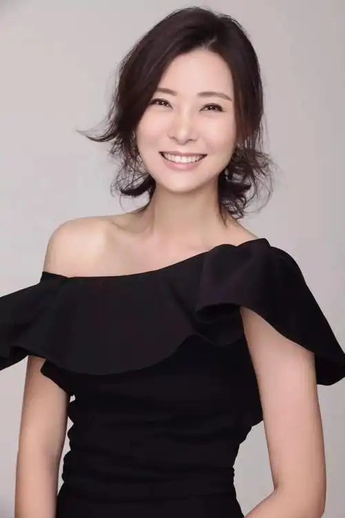 凤凰卫视前花旦,48岁柯蓝:爱过音乐才子李泉,熬不过7年之痒