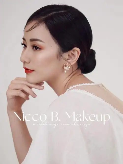 看起来就很高级的新娘造型#新娘造型  #新娘妆  #最美新娘  #化妆师