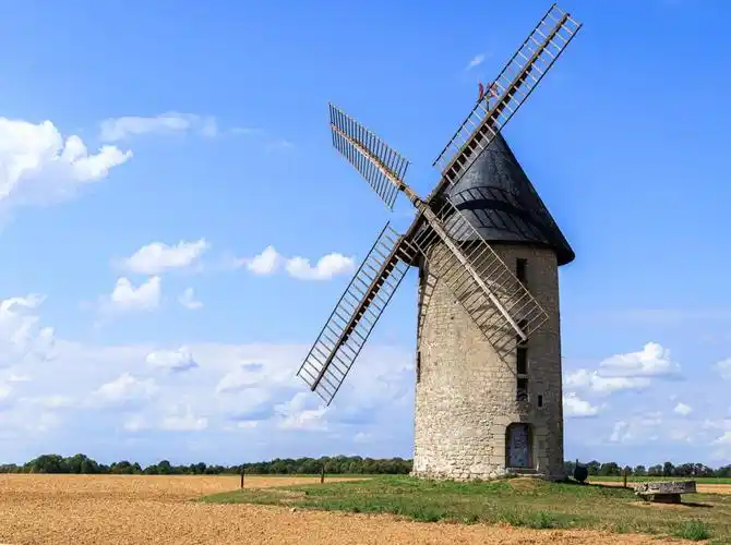 乡村木头风车风景图片