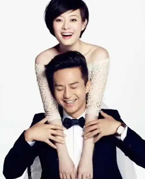 随随便便就能说出几对,比如陈小春应采儿,孙俪邓超,张若昀唐艺昕,鹿晗