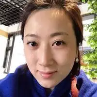 40岁左右女人微信头像美女头像背景【点击鼠标右键下载】