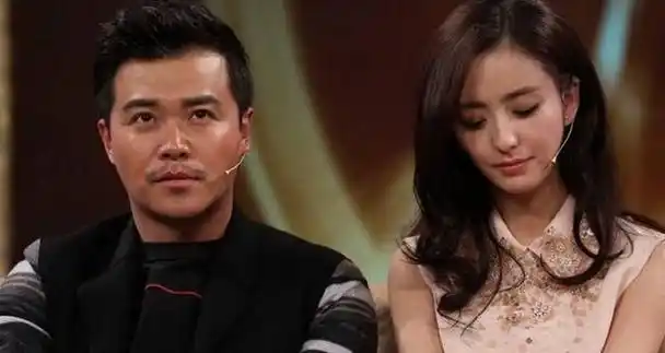 善恶到头终有报,40岁"离婚不分家"的佟丽娅,已经走上另一条路