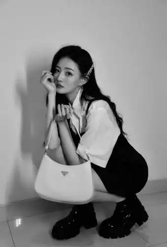 徐璐黑白风格俏皮写真图片25