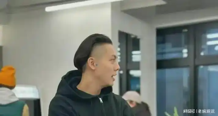 陈伟霆换了新发型留背头的他突然发现不帅了颜值下降