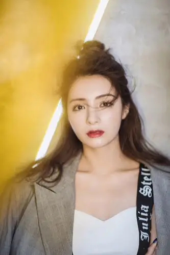 麦迪娜性感时尚写真