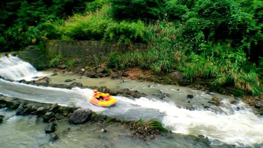 【我的照片故事】 大觉山漂流节