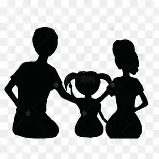一家三口坐着的剪影