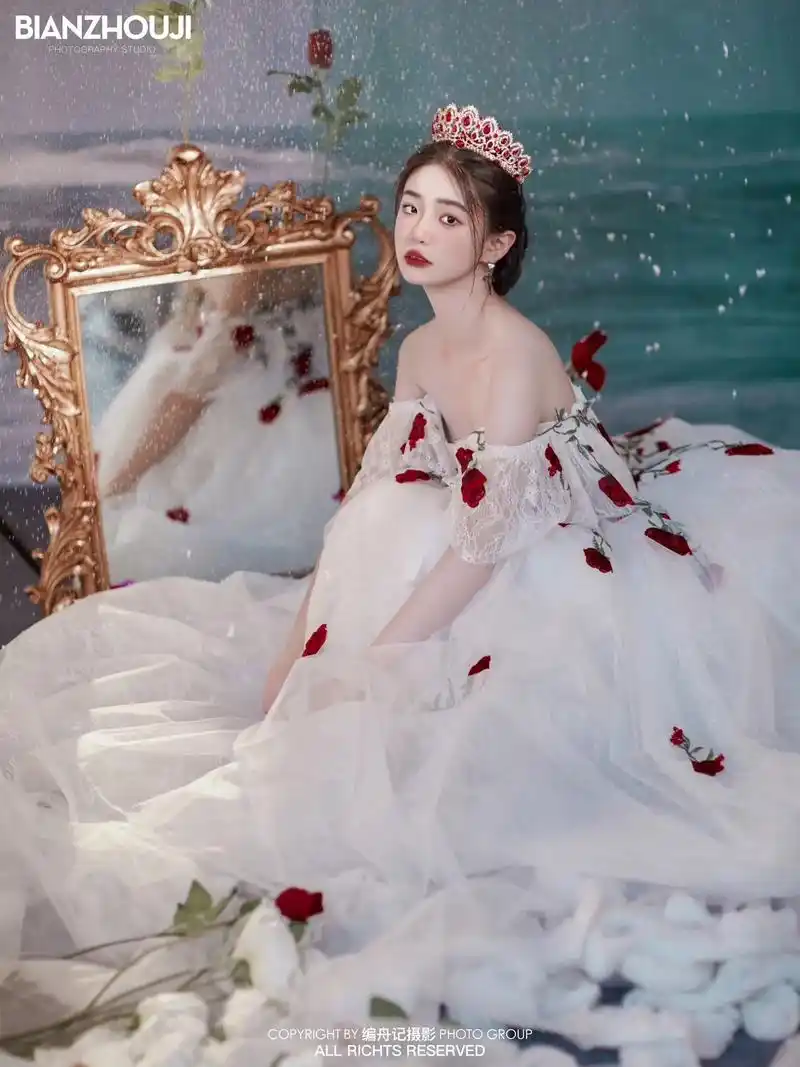 迪丽热巴同款写真.