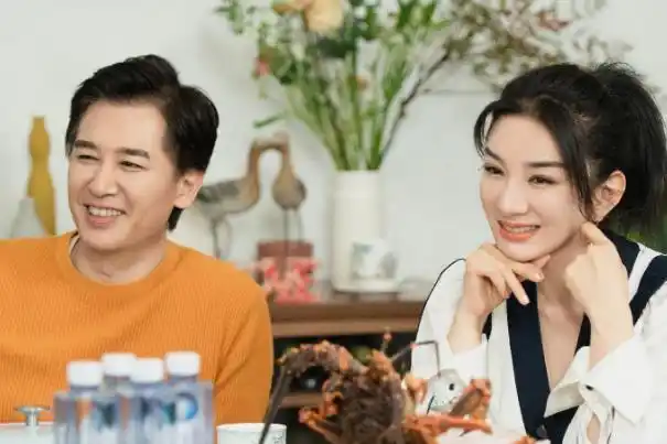 【看妆娱】怦然再心动黄奕崔伟成功了吗 建筑师崔伟个人资料家境不