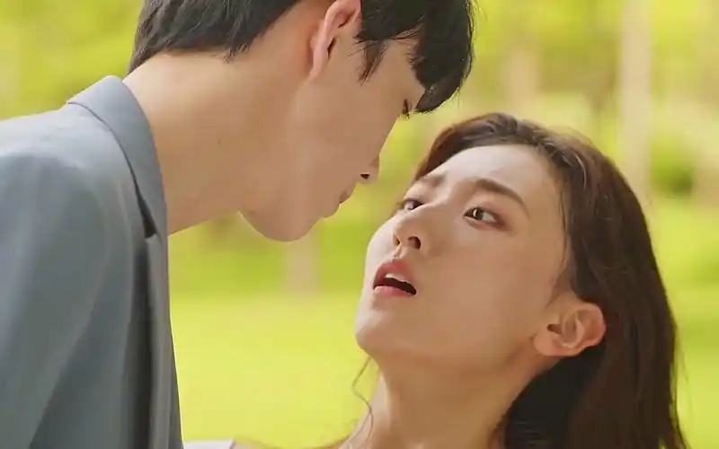 一厢情愿就要愿赌服输祖师爷撩妹都是妹子追着来献吻我的队长不对劲