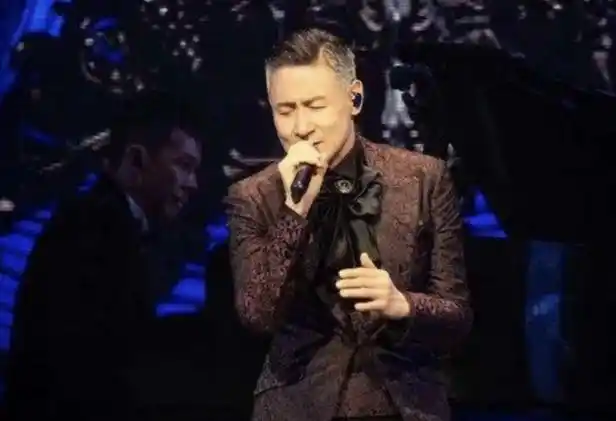 张学友病因疑为上呼吸道感染就医演唱会取消