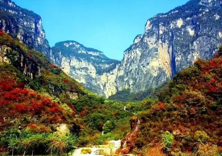 云台山,国家aaaaa级旅游景区,位于河南省焦作市修武县和山西省晋城市