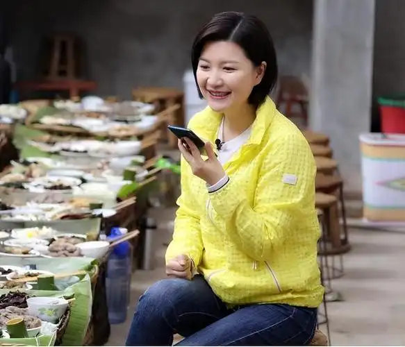 内防咸猪手外躲富豪楼陈蓉被黑之后回到老东家最近怎样