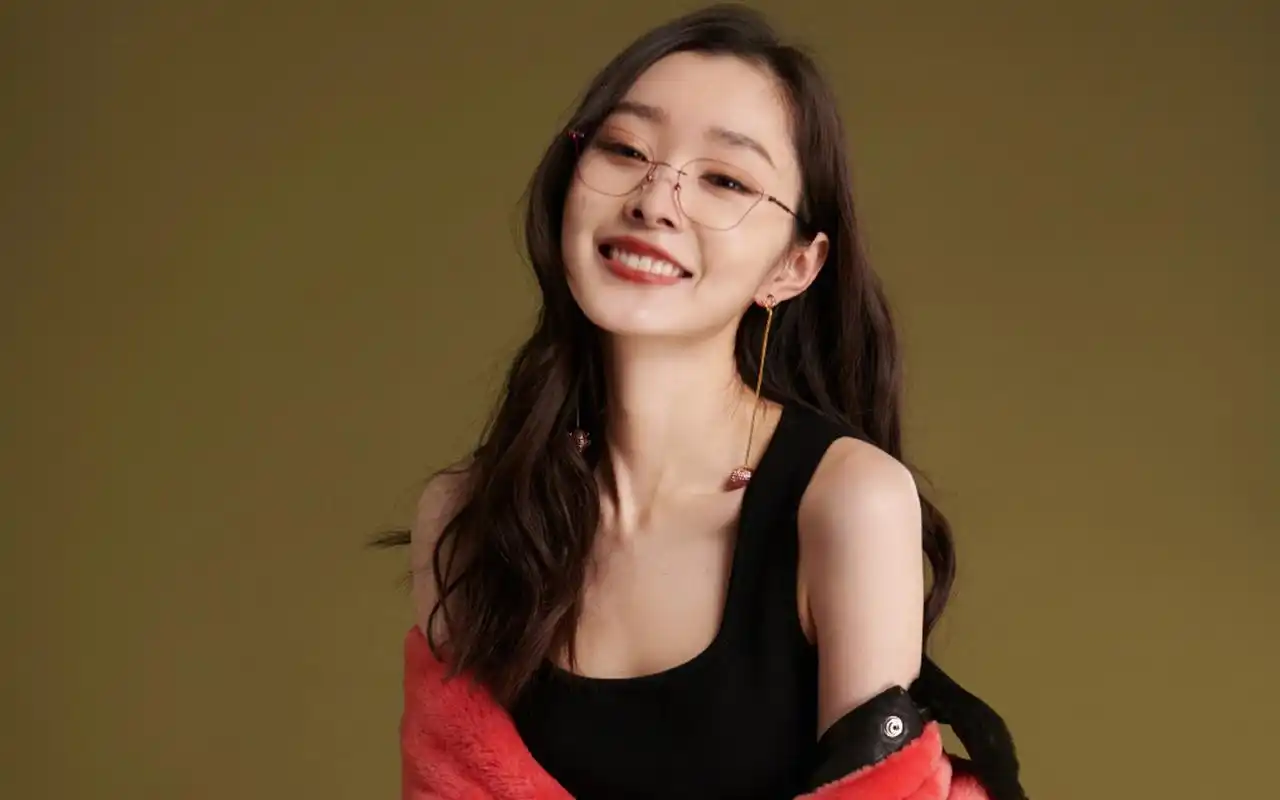 宋轶性感迷人写真桌面壁纸