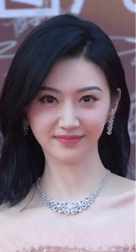 twins合体吸睛44岁阿娇美得突出,baby景甜走仙女风超养眼