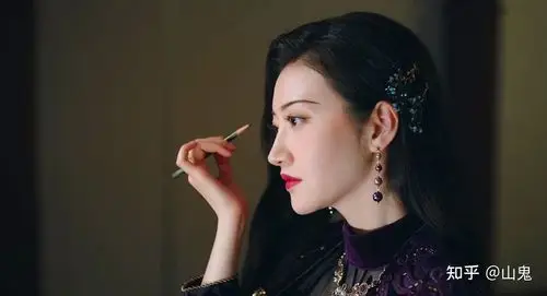 司藤播放量194亿评分77景甜这部新剧妆容太加分了