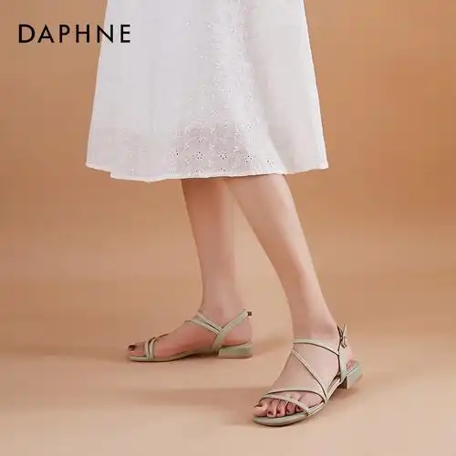 凉鞋达芙妮平底2021新款夏季百搭圆头仙女一字时装凉鞋