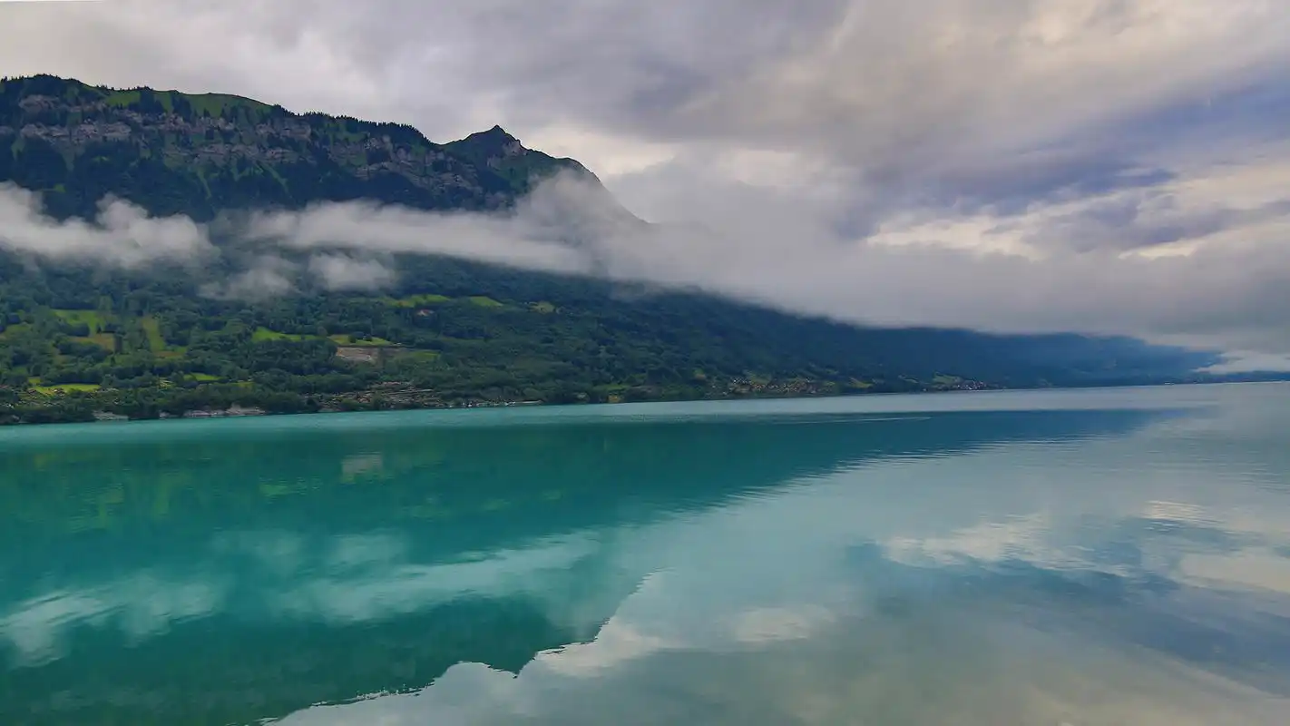 瑞士布里恩茨湖风景摄影高清宽屏壁纸_风景壁纸_壁纸下载_美桌网