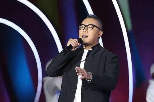 张旸演唱歌曲《将·君恋》