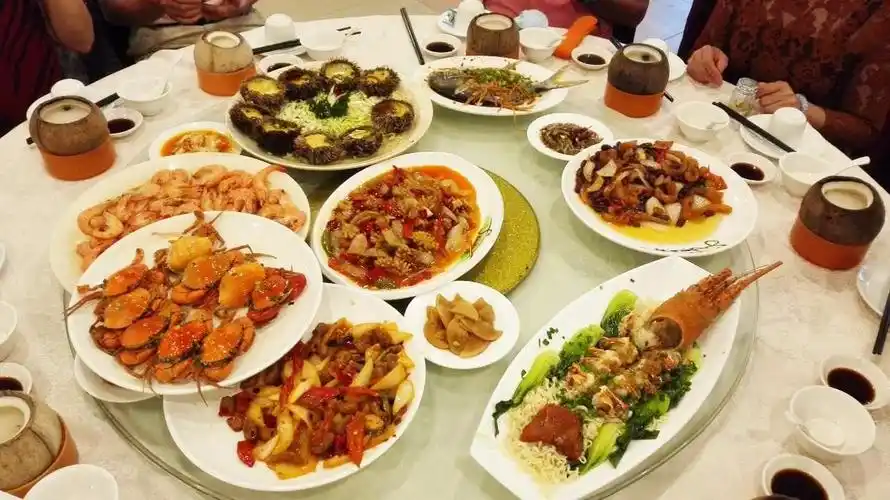 海鲜大餐四大名菜养生自助餐特色水果宴奔跑吧"拍摄地"骑楼小街自费