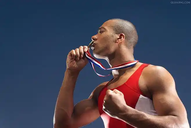 高清背景素材 体育运动员 场地人物 力量 激烈竞争