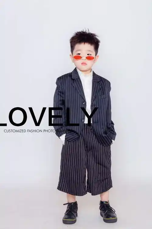 张言的儿童摄影作品《锡纸烫》