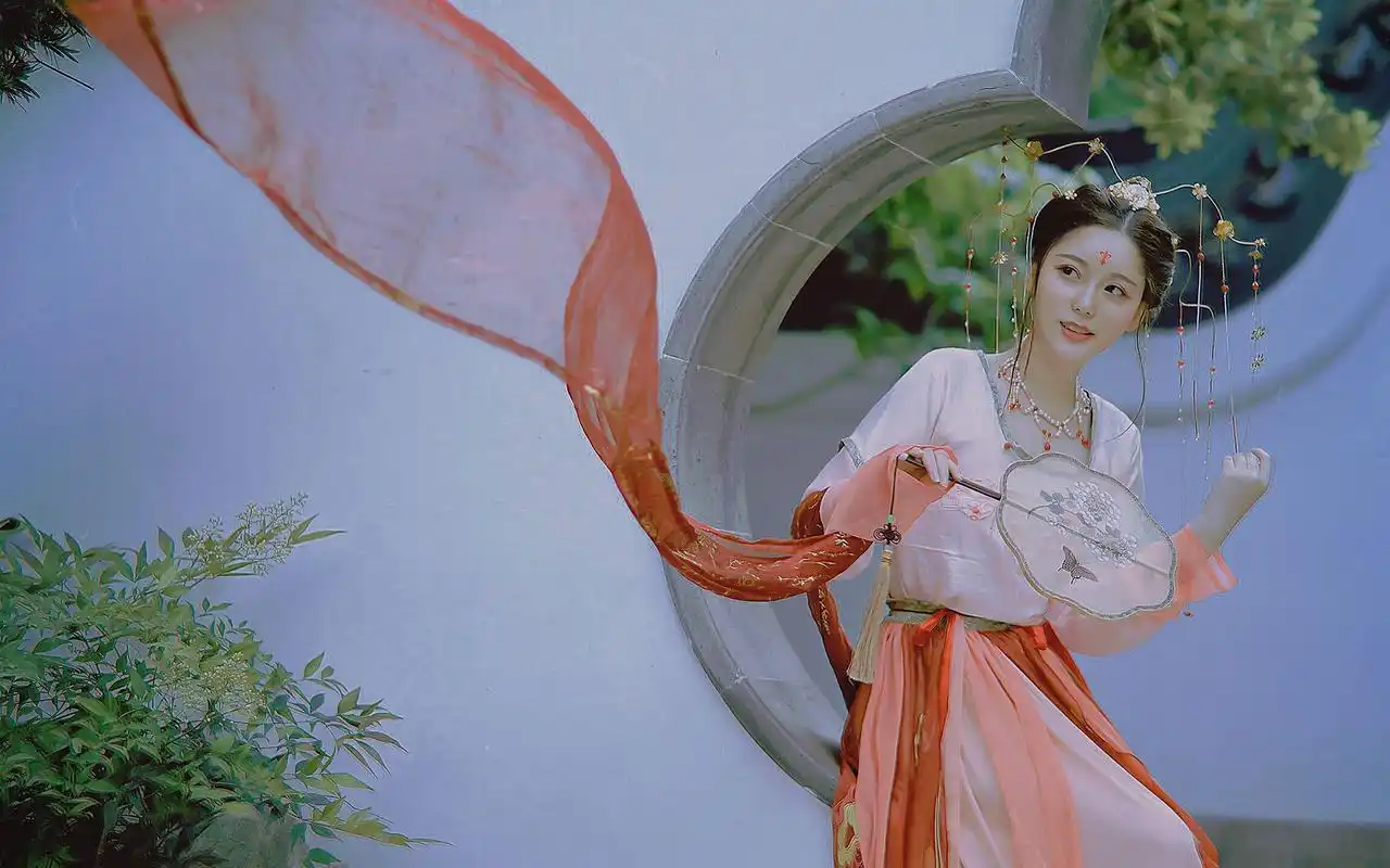 唯美古装美女高清桌面壁纸