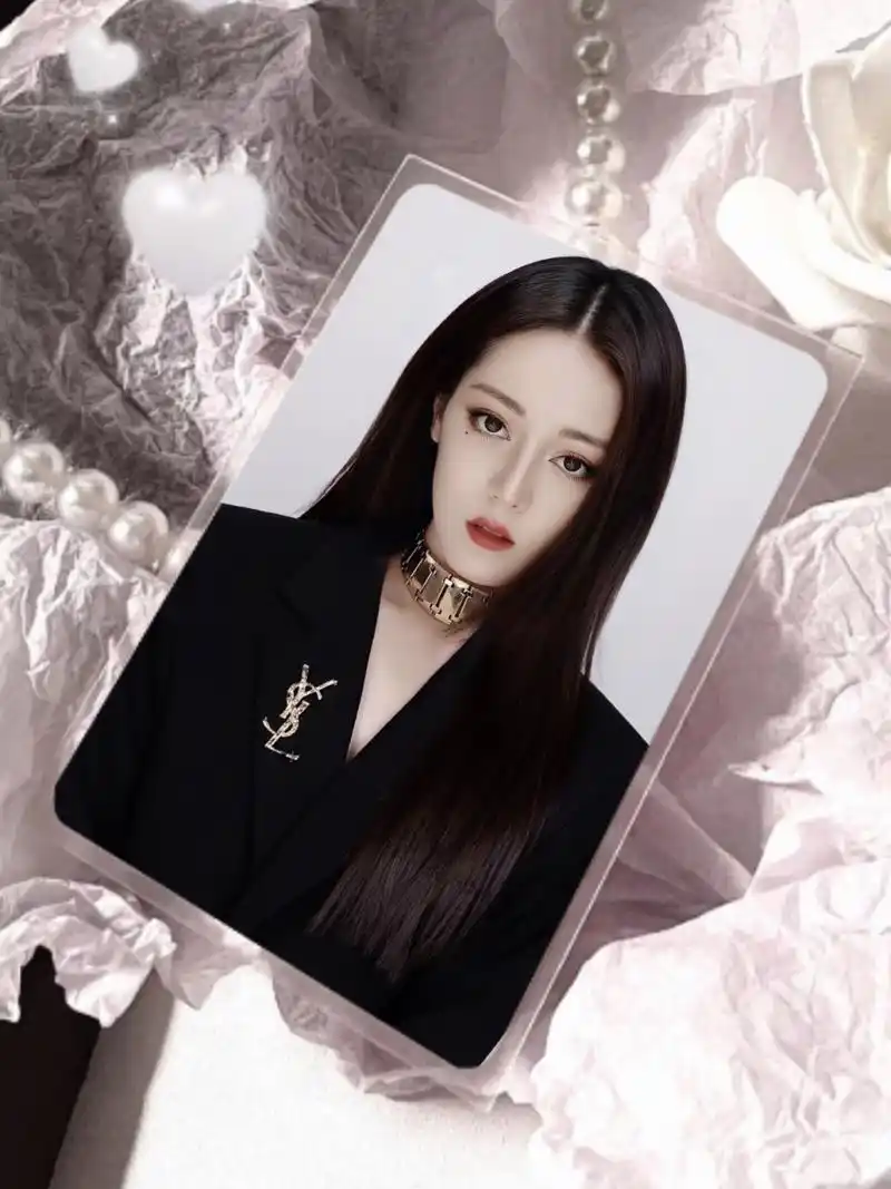 女明星证件照|迪丽热巴 热巴快去演霸总!!