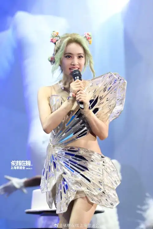 蔡依林玻璃蝴蝶套装##蔡依林uglybeauty演唱会##蔡依林915生日快乐