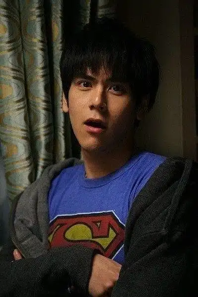 16:06:53彭于晏照片747474小胖747474该采集也在以下画板