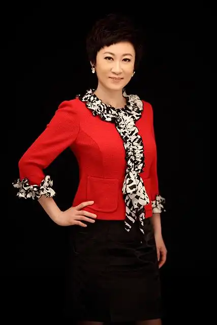 元元_中央电视台主持人_央视网(cctv.com)