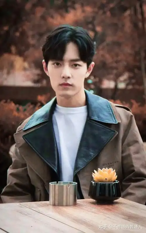 你认为肖战最好看的照片是哪一张