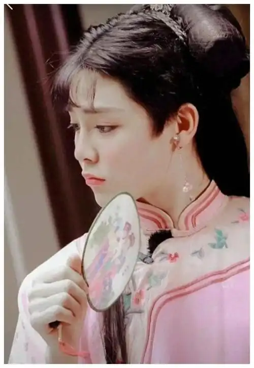 揭秘众多男星惊艳女装谁最惊艳快来看