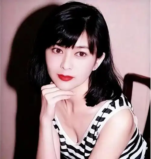 易有料-智能信息流一站式服务平台