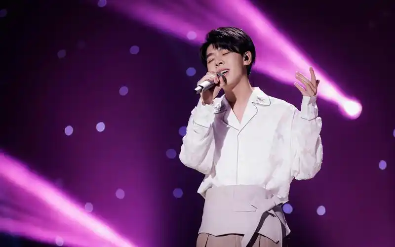 贾昱乐享汇不同凡响演唱会