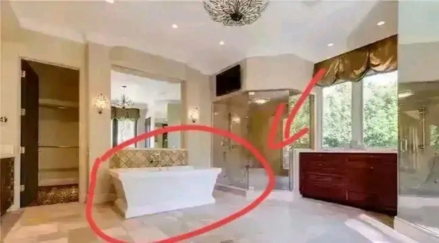 董卿在美国的豪宅好敞亮,看得就舒服,当然价格也好,据说总价5000多万