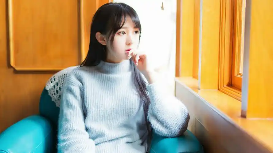 首页 桌面壁纸 美女壁纸 甜美可爱邻家女孩唯美高清桌面壁纸 1920