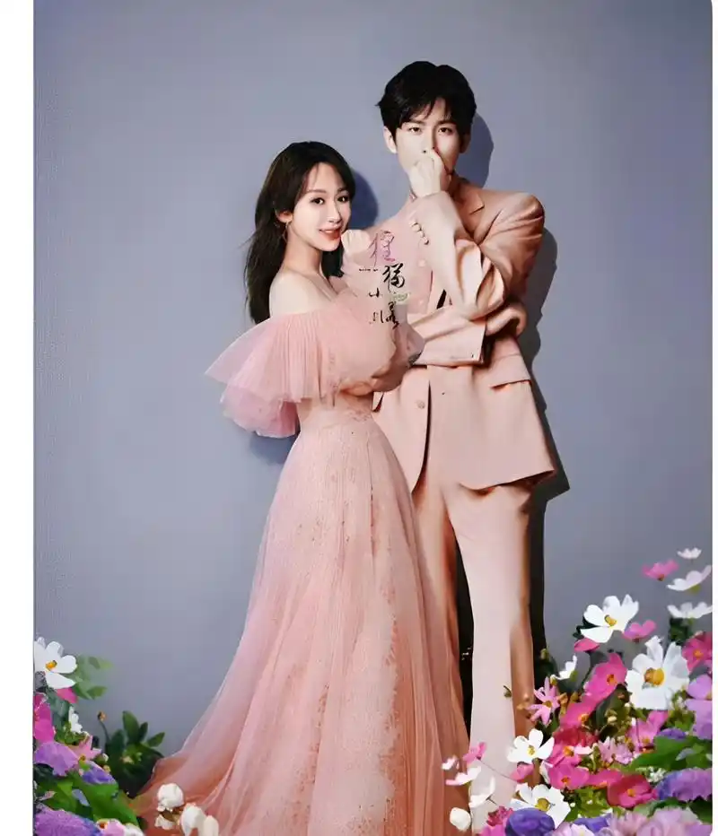 没想到杨紫和成山伊和一组这样美丽的婚纱照!