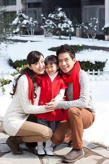 幸福家庭图片_幸福家庭高清图片_全景视觉