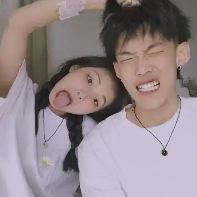 高清情侣头像超甜超可爱图片 温馨情侣真人唯美最新头像图片_情侣头像