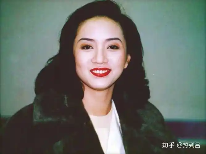 大家觉得梅艳芳好看吗?