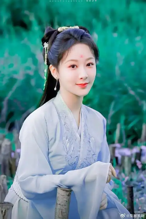 杨紫小夭平静的疯批感##杨紫小夭##长相思2##长相思#电视剧长相思