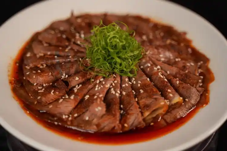 中餐摆盘图片简单好看(中餐摆盘图片简单好看视频)